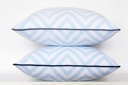 CHEVRON Elegancka poduszka ozdobna Serenity  Hues
