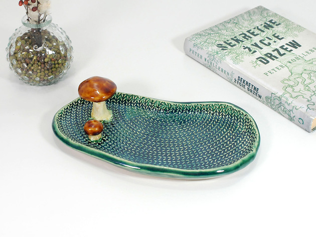 pojemniki na biżuterię Ceramiczny talerzyk z grzybkiem - na biżuterię, drobiazgi, przekąski