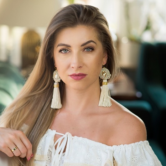 Beżowe kolczyki soutache z frędzlami Mró Soutache