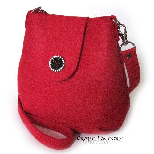 Enchanted in Red - mała torebka na ramię Craft Factory