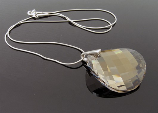 Naszyjnik Nelly  kryształ Swarovski pieklo niebo