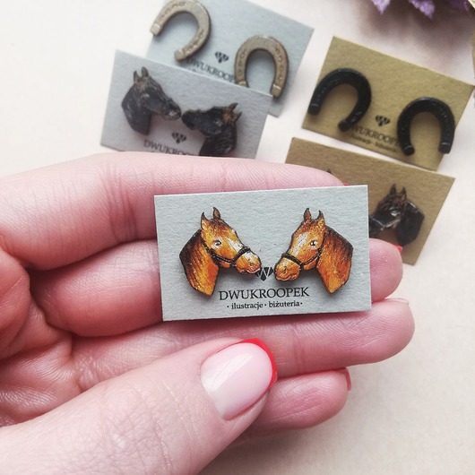 kolczyki drewniane Konie malowane