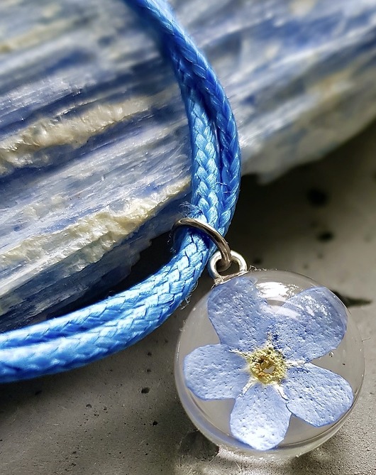 Bransoletka sznurkowa z kwiatuszkiem Grol Jewellery