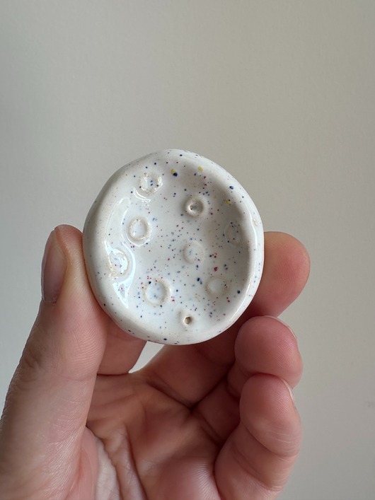 akcesoria różne Kamień antystresowy, worry stone, gładzik, kciukowiec