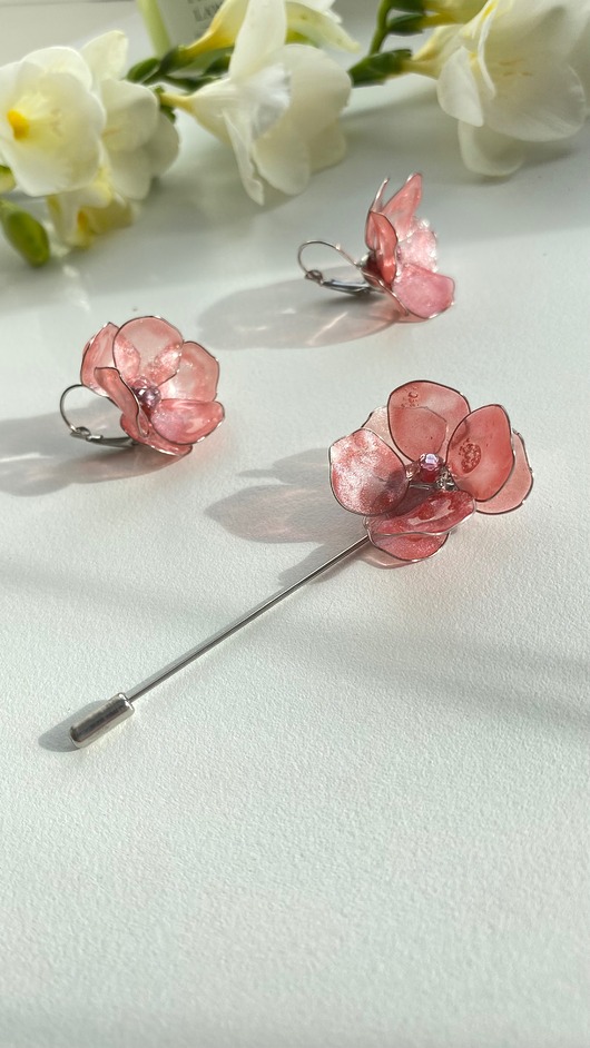 bransoletki z żywicy Zestaw biżuterii, kolczyki, broszka