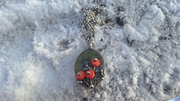 wisiory Pomarańczowe kwiatki - wisiorek