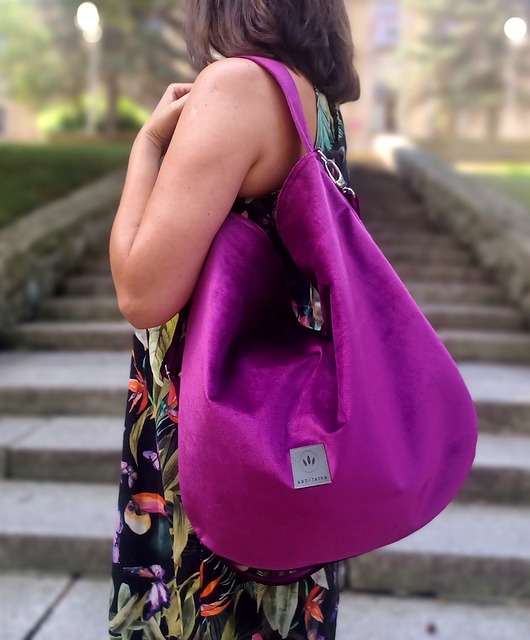 torby na ramię Torba worek z wodoodpornego weluru Magenta
