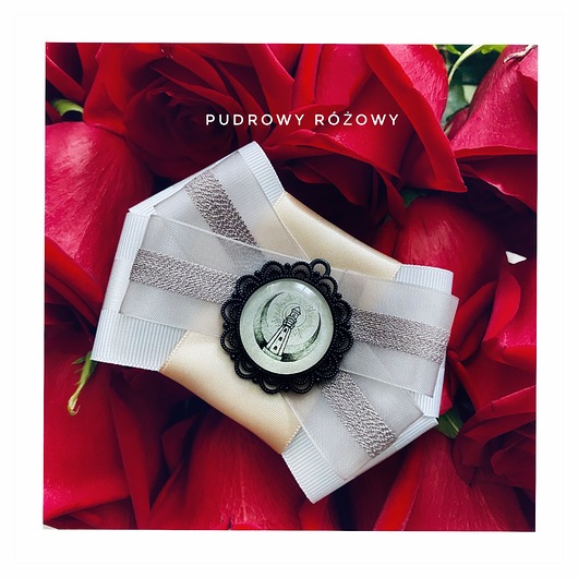 broszki Limitowana Kolekcja z Romantycznymi Grafikami NEW