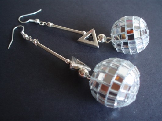 &quot;More disco lights please! :D&quot; Trom