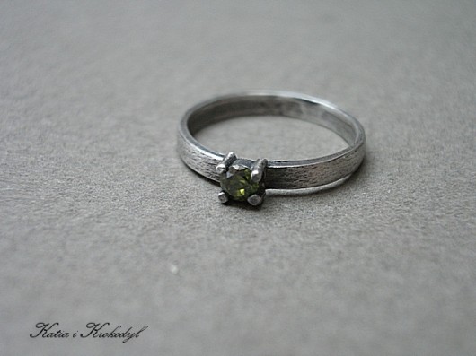 knuckle rings -green olive Katia i krokodyl