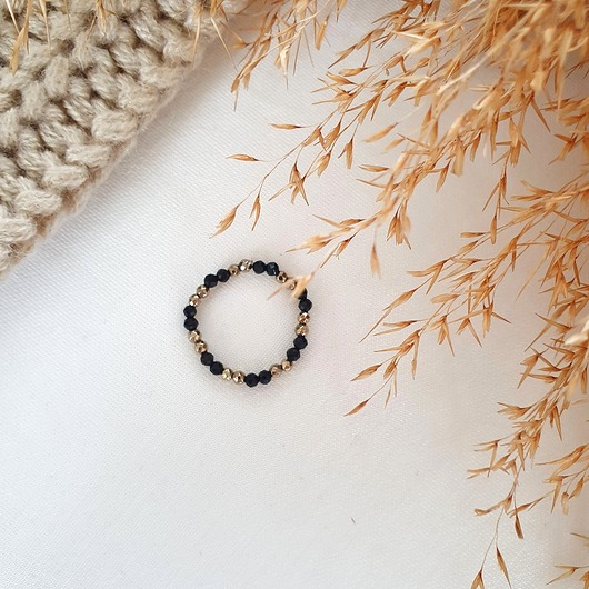 pierścionek z onyksem i hematytem LEI handmade 
