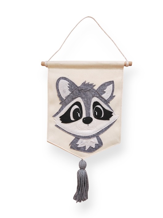 obrazy i plakaty do pokoju dziecięcego Flaga dekoracyjna handmade z szopem , leśna ozdoba pokoju dziecka