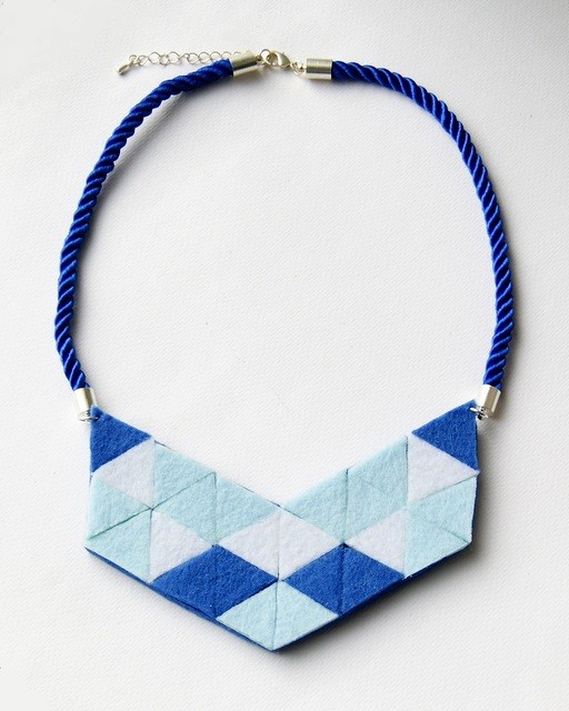 GEOMETRIC blue braceland
