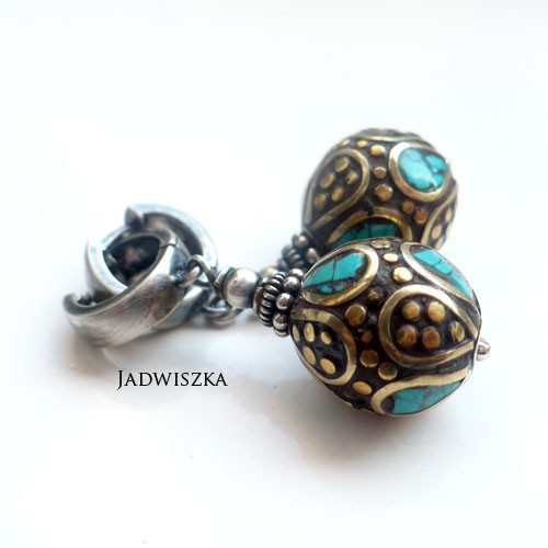 Etno - turkus w kajdankach XXXJadwiszka
