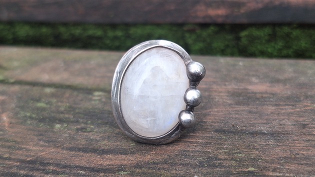 pierścionki - różne Kamień księżycowy - pierścionek regulowany