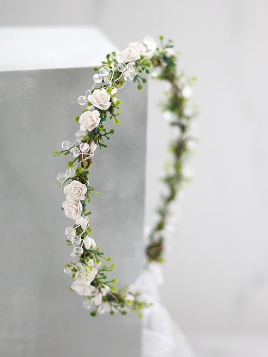 wianki komunijne Delikatny kwiatowy wianek z kryształkami