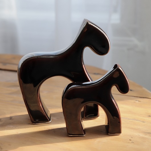 figurki i rzeźby Figurka konik