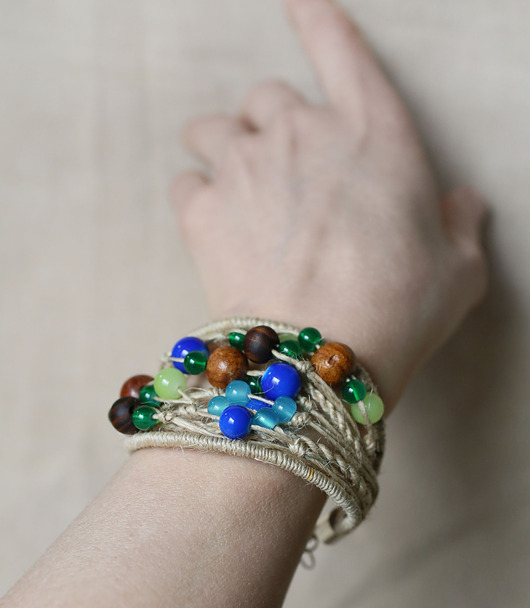 bransoletki na sznurku Bransoletka boho w kolorach Ziemi