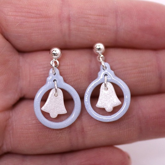 kolczyki z masy plastycznej Kolczyki - małe sztyfty świąteczne