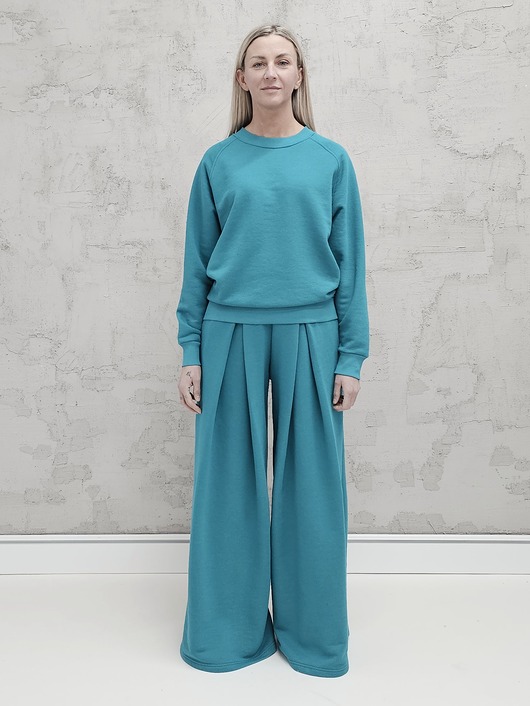 komplety damskie Sarai wygodny komplet bluza i szerokie spodnie z zakładkami Alexandrite