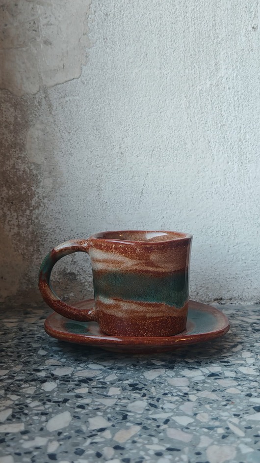 filiżanki Filiżanka z talerzykiem w paski