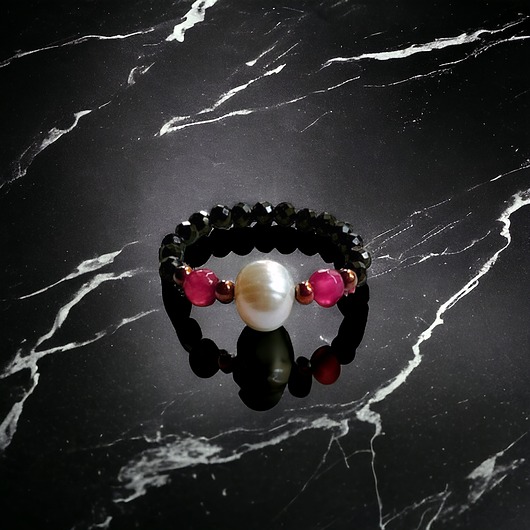 pierścionki elastyczne Pierścionek :: magenta : perła, spinel, agat