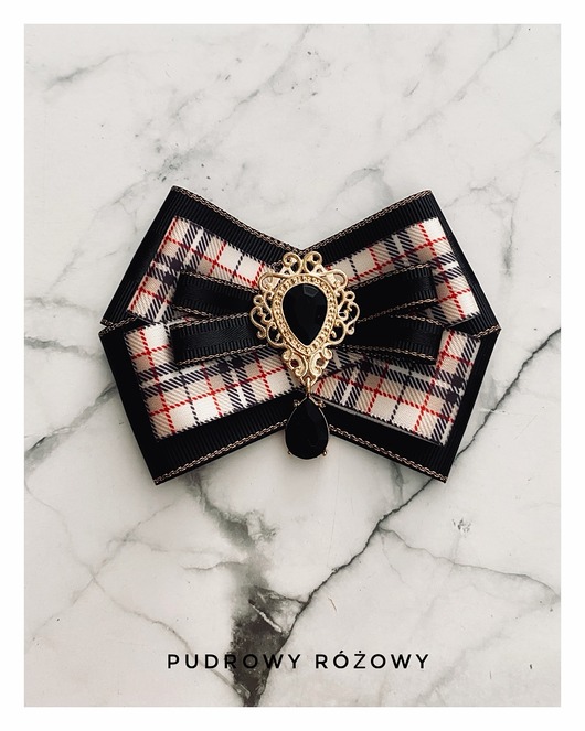 broszki Beżowa Krata Brosza  z czarnym kryształkiem NEW