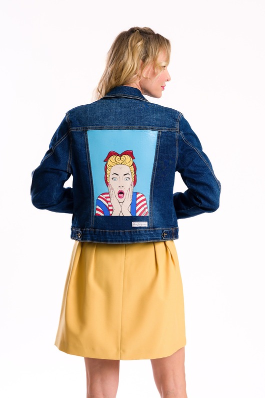 kurtki damskie Kurtka jeansowa z ręcznie malowanym motywem "Pop-Art Woman", upcykling