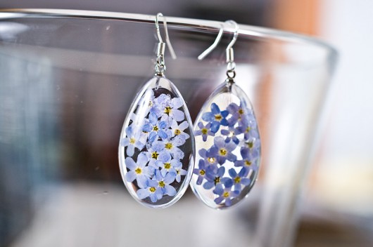 Kolczyki z niezapominajkami - żywica, srebro So Jewelry