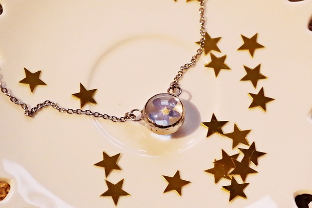 wisiory choker niezapominajka