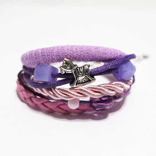 bransoletki na sznurku Bransoletka - Konik na biegunach, lila - rzemienie