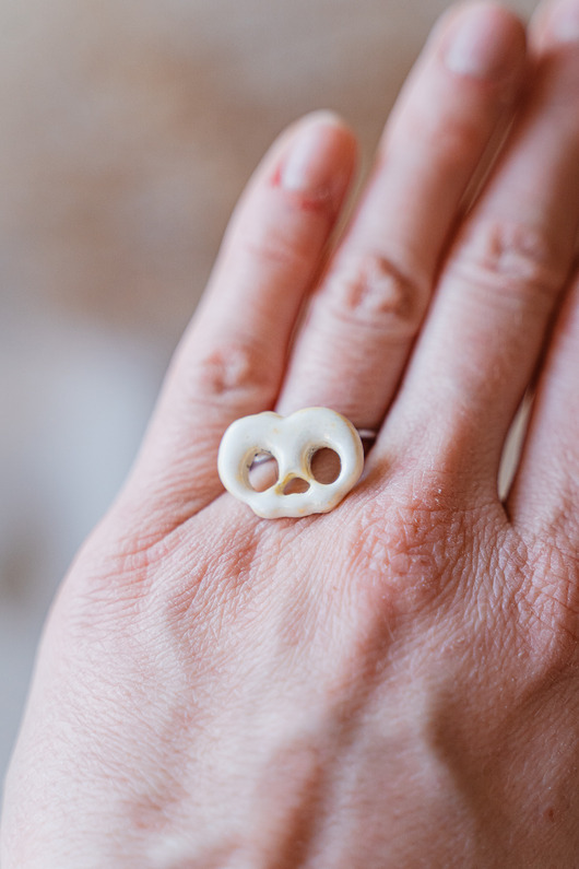 pierścionki - różne Pierścionek regulowany SKULL