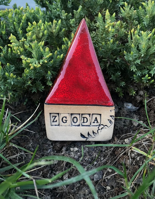 dodatki - różne Domek ceramiczny stojący ZGODA