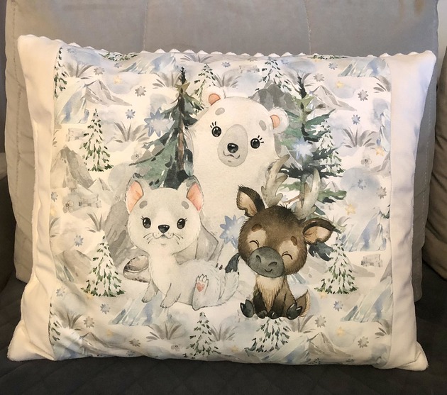 poduszki z grafiką Poduszka ozdobna z zimowymi zwierzętami