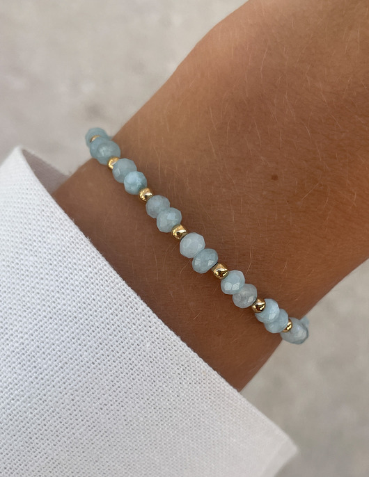 bransoletki z kamieni naturalnych Bransoletka na gumce jadeit jasnoniebieski