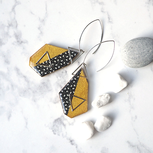 kolczyki z żywicy GEOMETRIO  unikatowe KOLCZYKI autorskie i efektowne