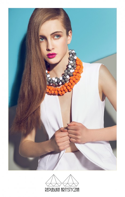 Circles and lines- orange Republika jewelry