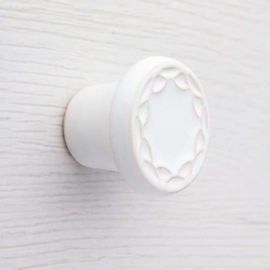gałki do mebli Gałka do mebli biała, wz.4
