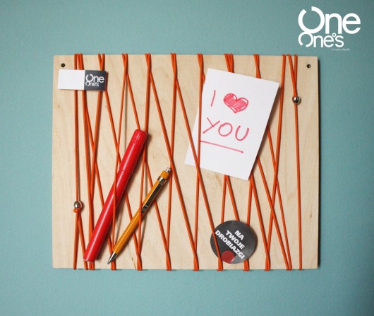 String Out! / board orange OneOnes Creative Studio