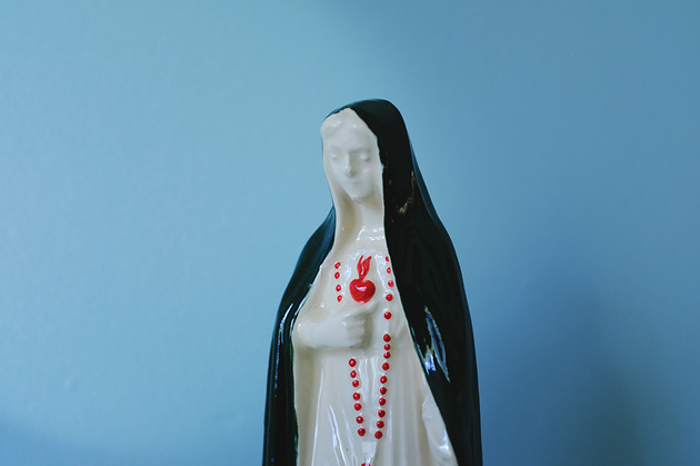 Figurka Maryi Clay Republic