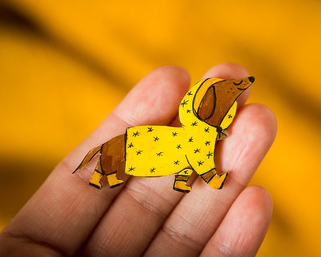 broszki Przypinka jamnik Tadeusz