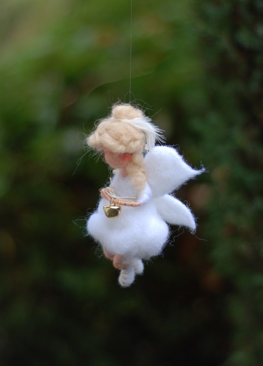 Zimowa Wróżka- Złoty Dzwoneczek- Waldorf toys BoboLobo Handicraft