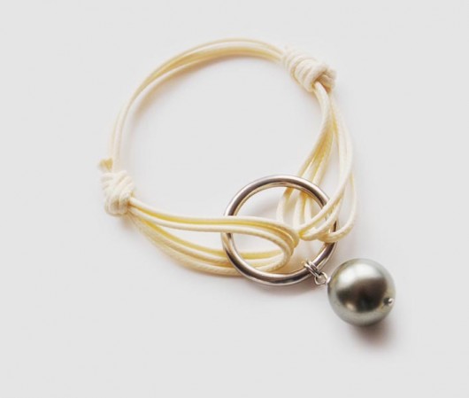 cream & pearl szelart
