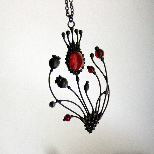 wisiory Botaniczny wisiorek z makiem w stylu boho z motywem kwiatowym