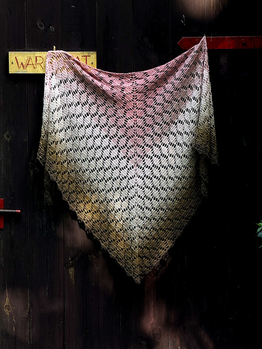 szale damskie Chusta szydełkowa Nenufary