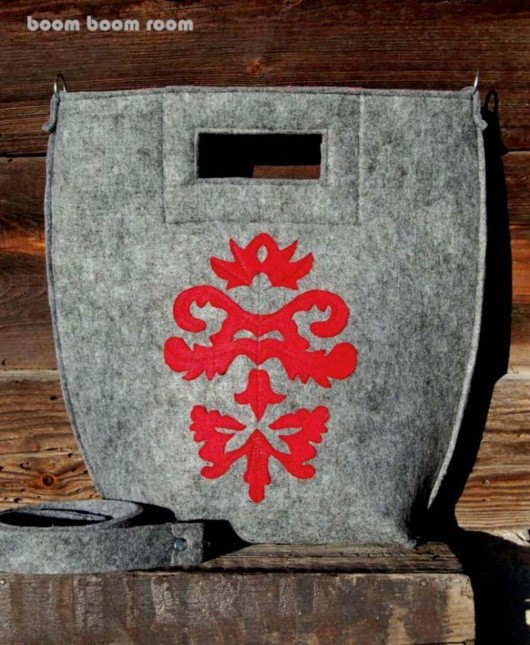 SIMPLE GREY red  boom boom room