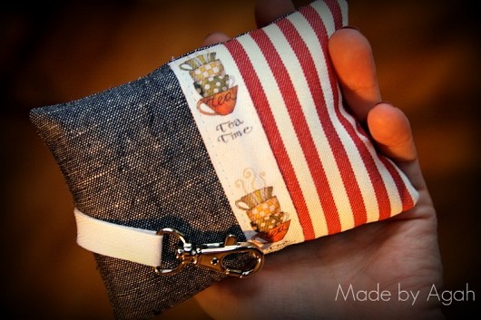 Brelok &quot;Tea time&quot;  {denim - paski} made by agah