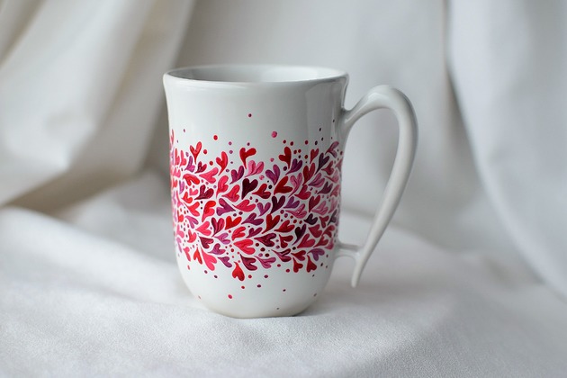 kubki Kubek ręcznie malowany Serduszka 325ml