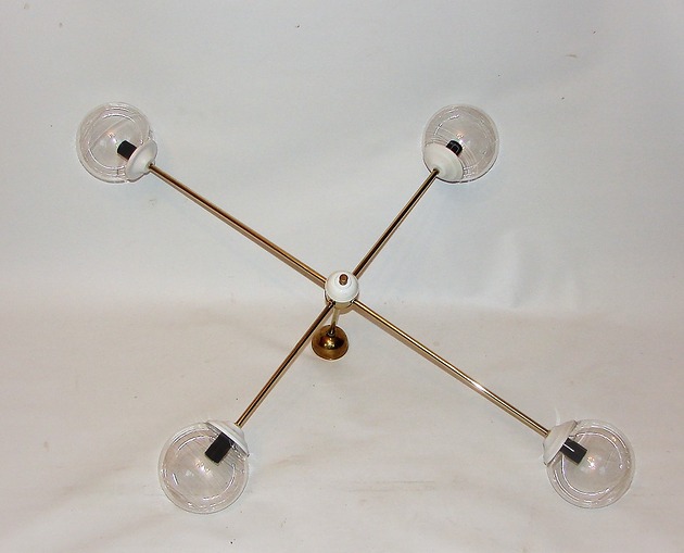 lampy wiszące Minimalistyczny żyrandol mid-century  lata 60.