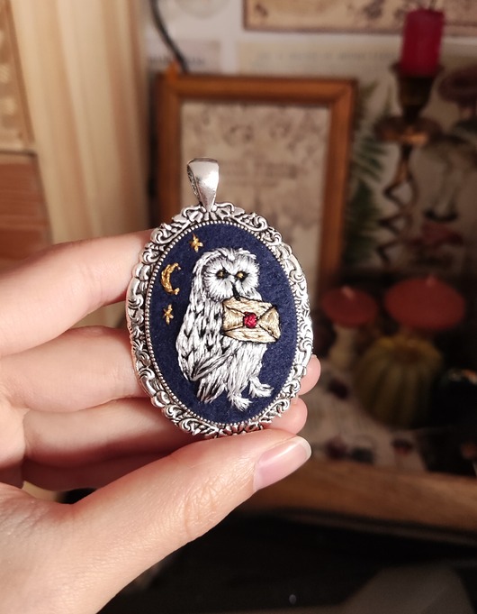 wisiory Haftowany wisiorek z sową